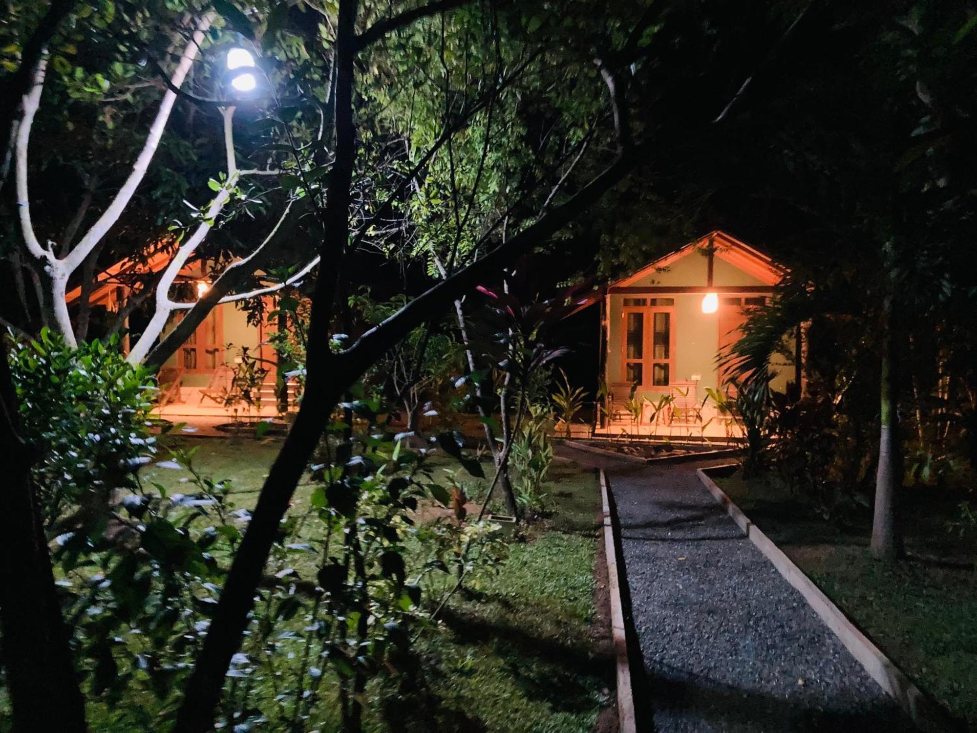 Suncity Privacy Cottages 达瓦拉维 外观 照片