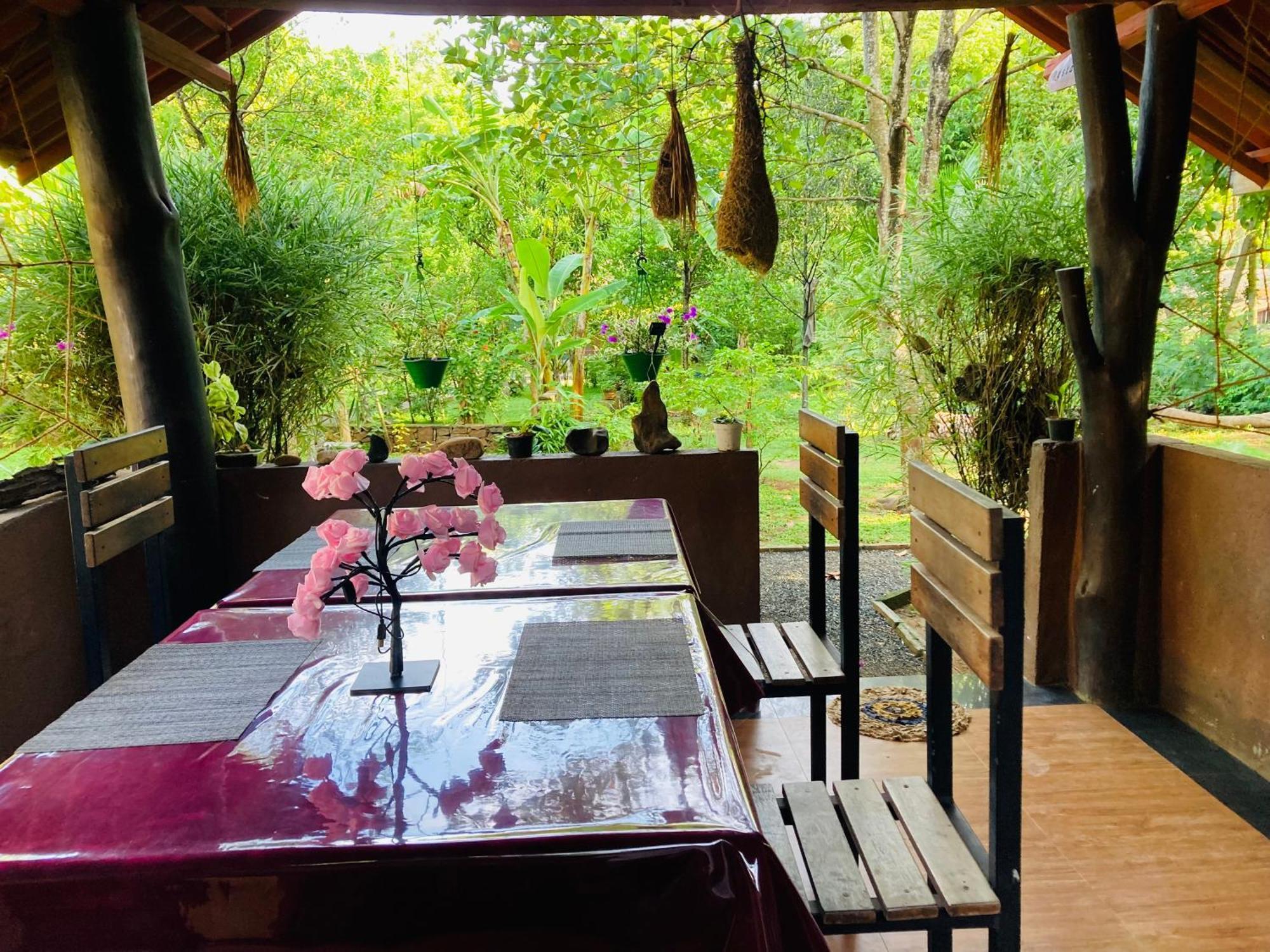 Suncity Privacy Cottages 达瓦拉维 外观 照片